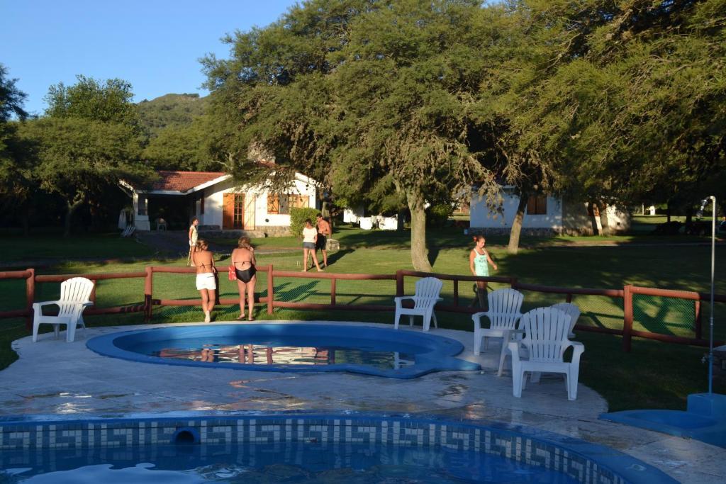 Cabanas Los Algarrobos Villa General Belgrano Exterior photo
